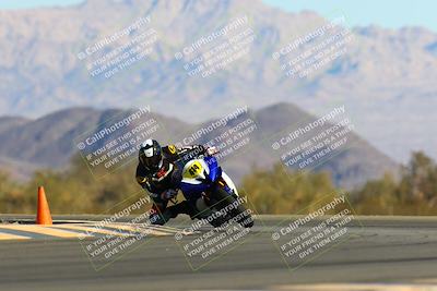 media/Jan-09-2022-SoCal Trackdays (Sun) [[2b1fec8404]]/Turn 14 (10am)/